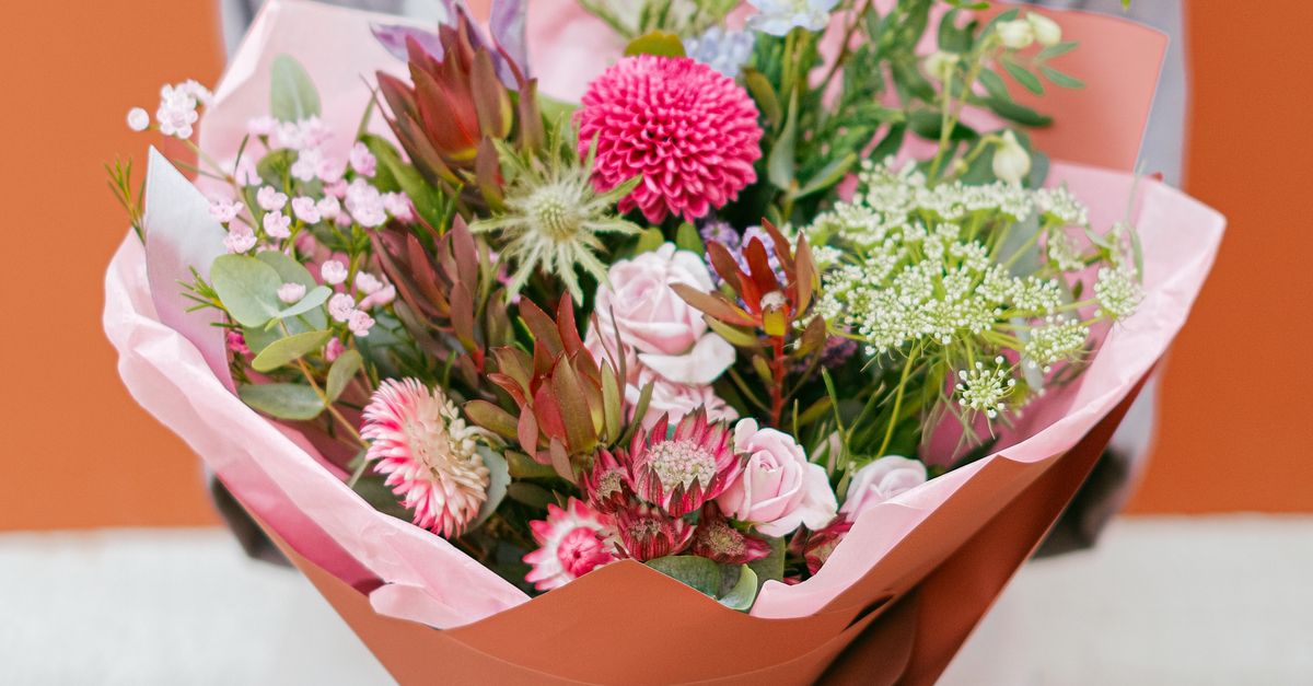 The Significance of Each Flower in Anniversary Celebrations