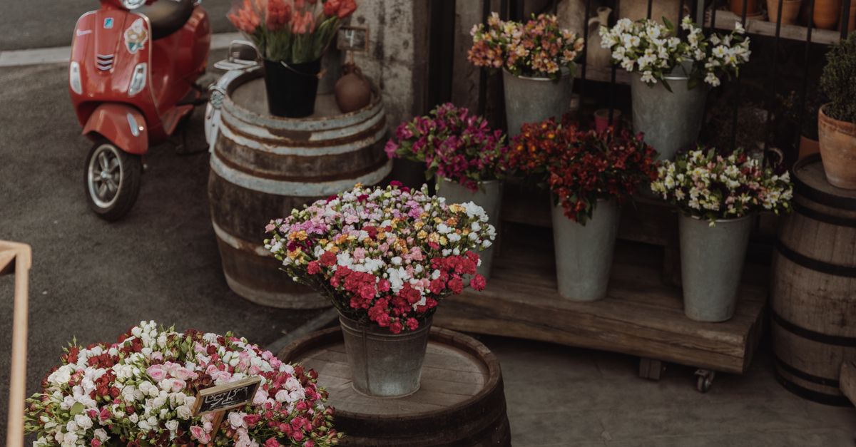 The Ultimate Guide to Personalising Your Flower Subscription Gifts